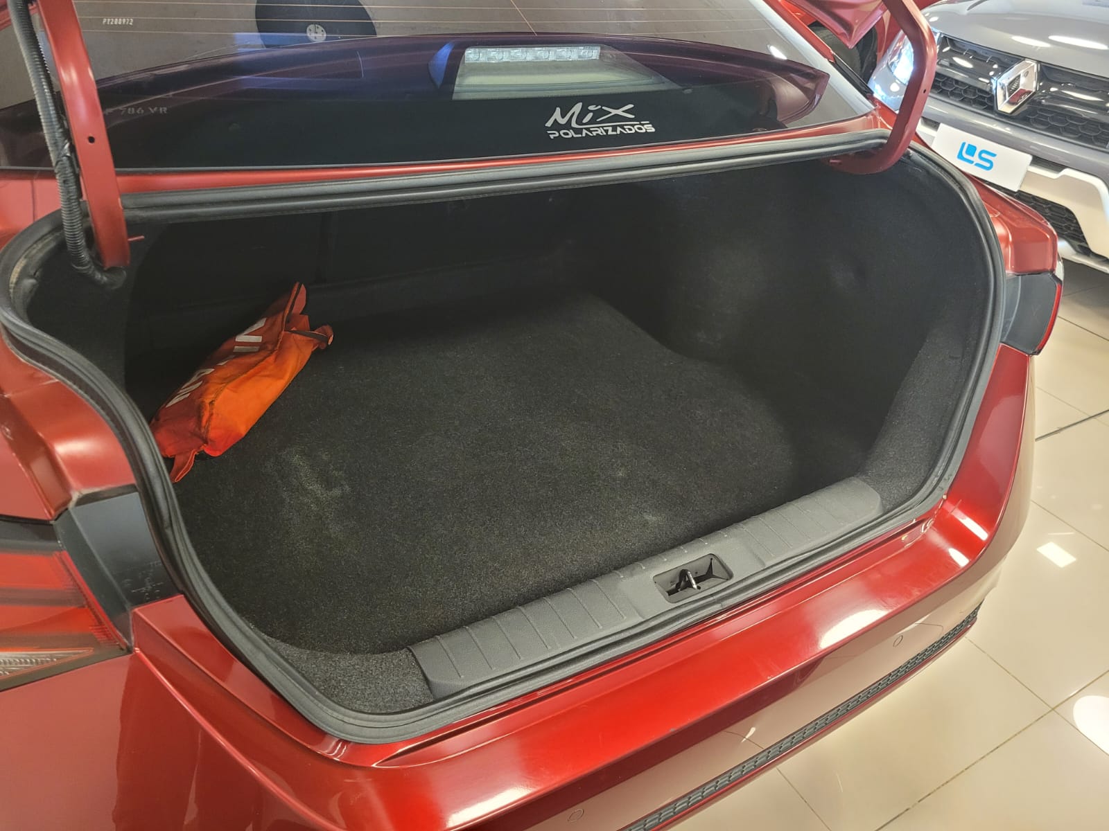 Nissan Sentra miniatura 8